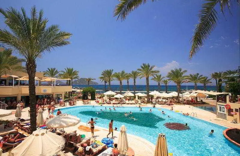 Sundance Resort Turgutreis 5*,