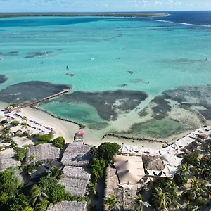 sorobon-beach-resort.comcaribbean.com/